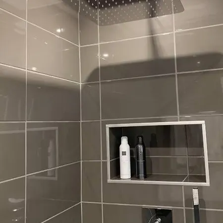 Moderne In * لاكس